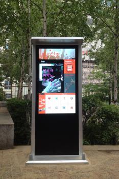 戶外廣告機(jī)使用安全注意事項